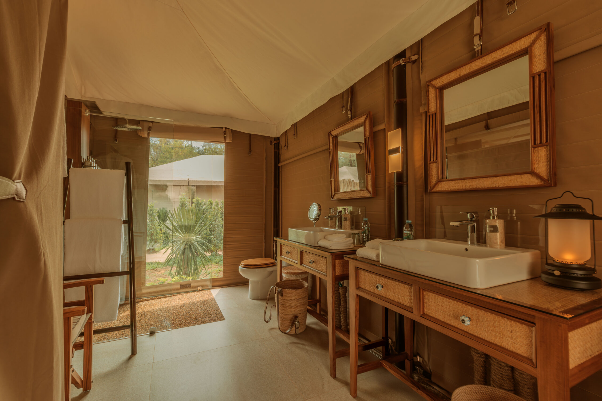 Lagoon Pool Tented Suite 5 1 Bedroom LagoonPoolTent 8 scaled