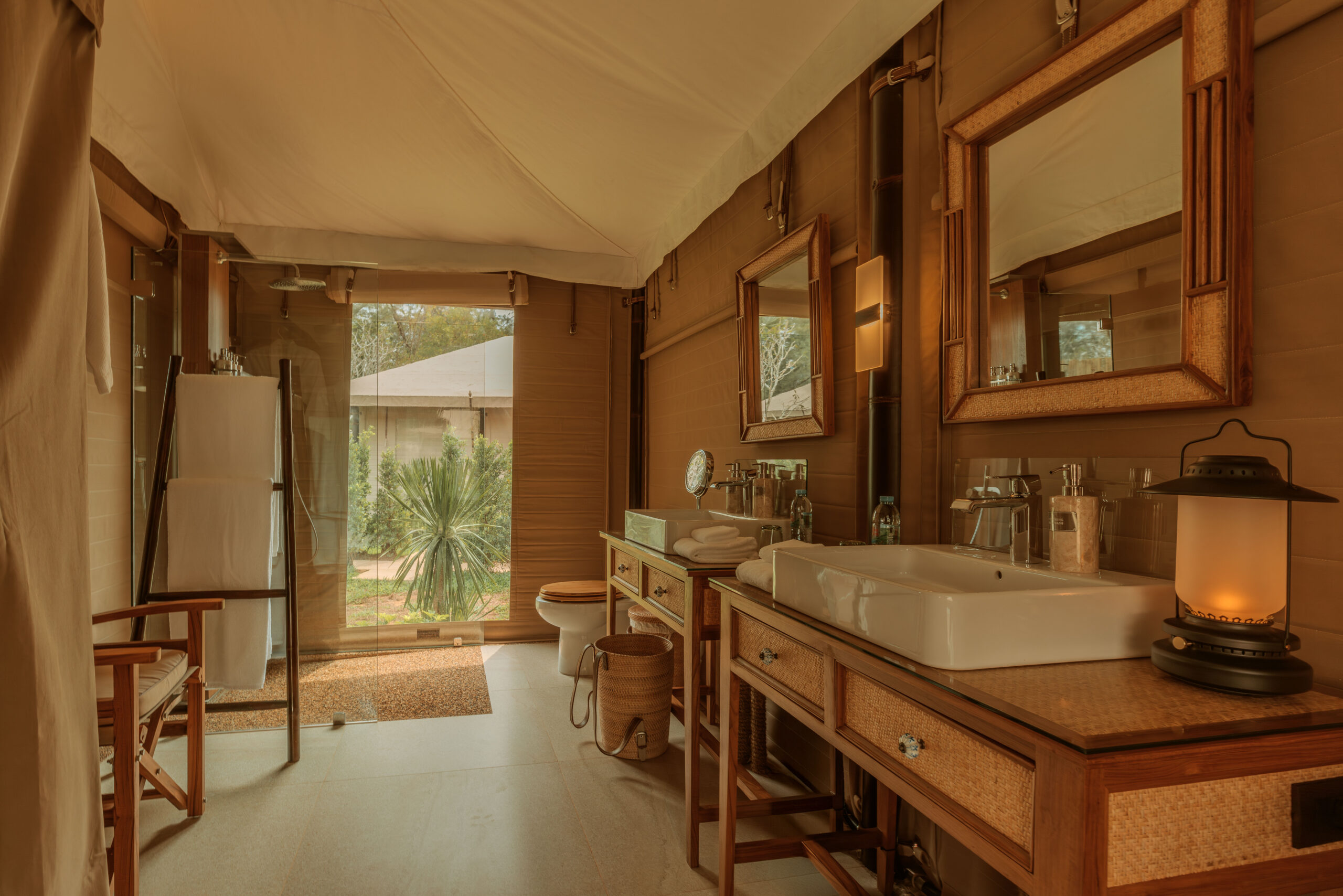 2 Bedroom Lagoon Pool Tented Suite 5 2 Bedroom LagoonPoolTent 9 scaled