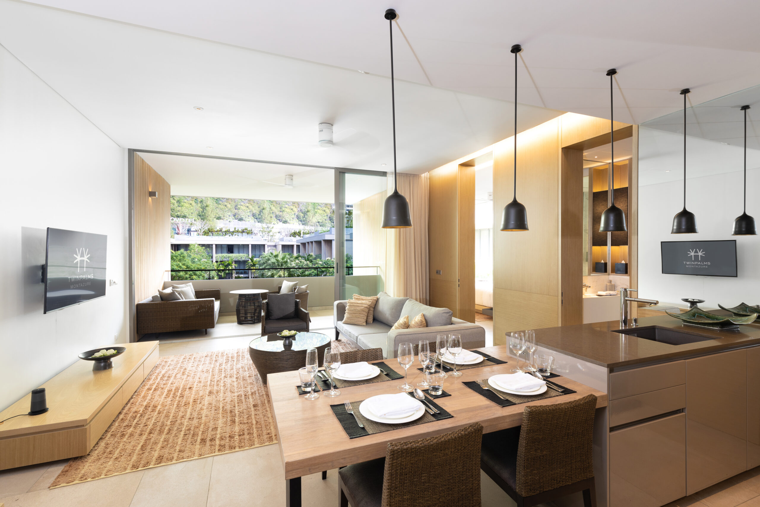 Grand Azure Pool Penthouse 1 Grand Azure Penthouse Private Pool Dining Room 2 scaled