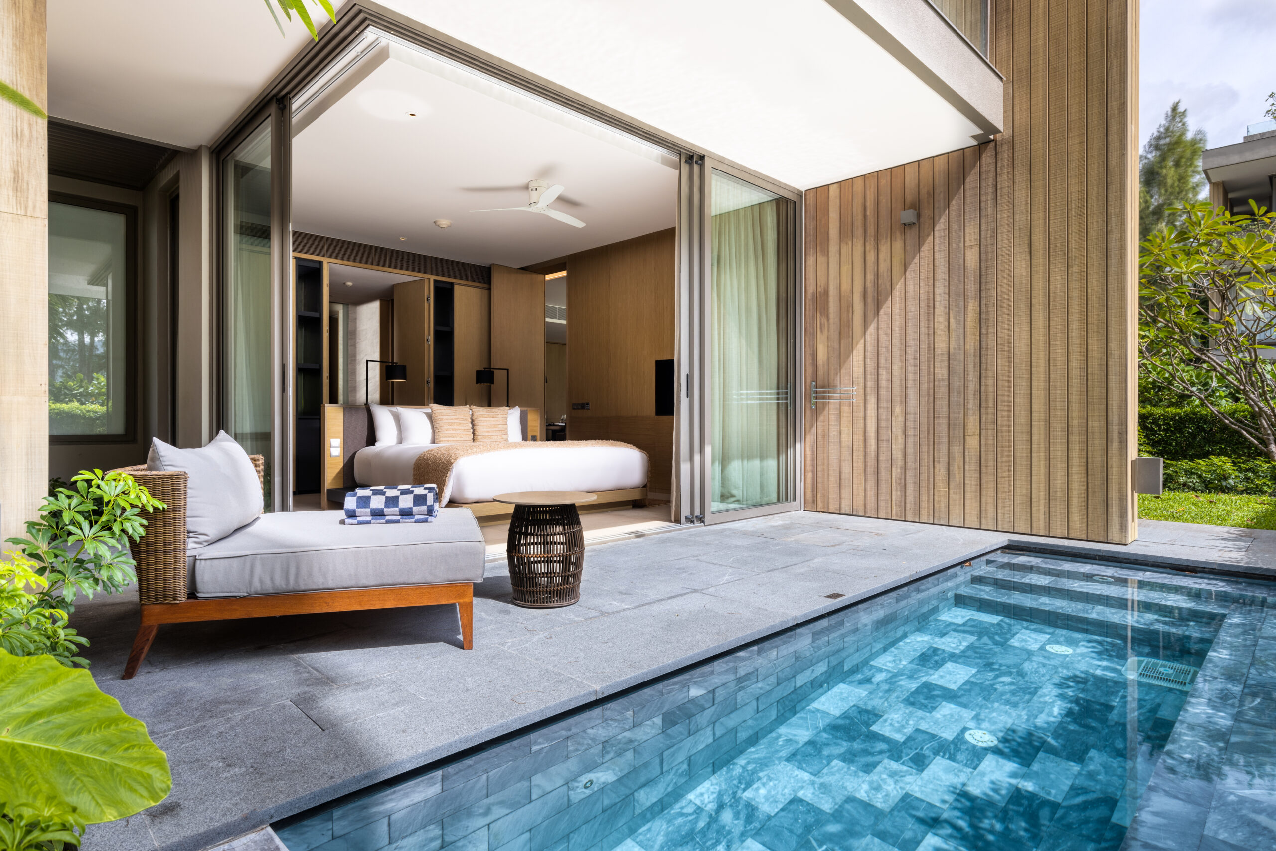 Grand Azure Suite Private Pool 1 bedroom 5 scaled